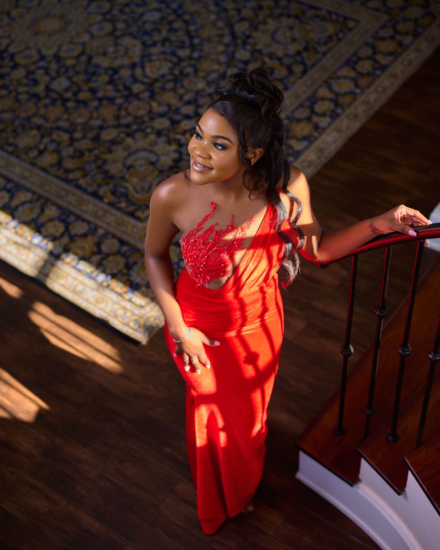 lady in red