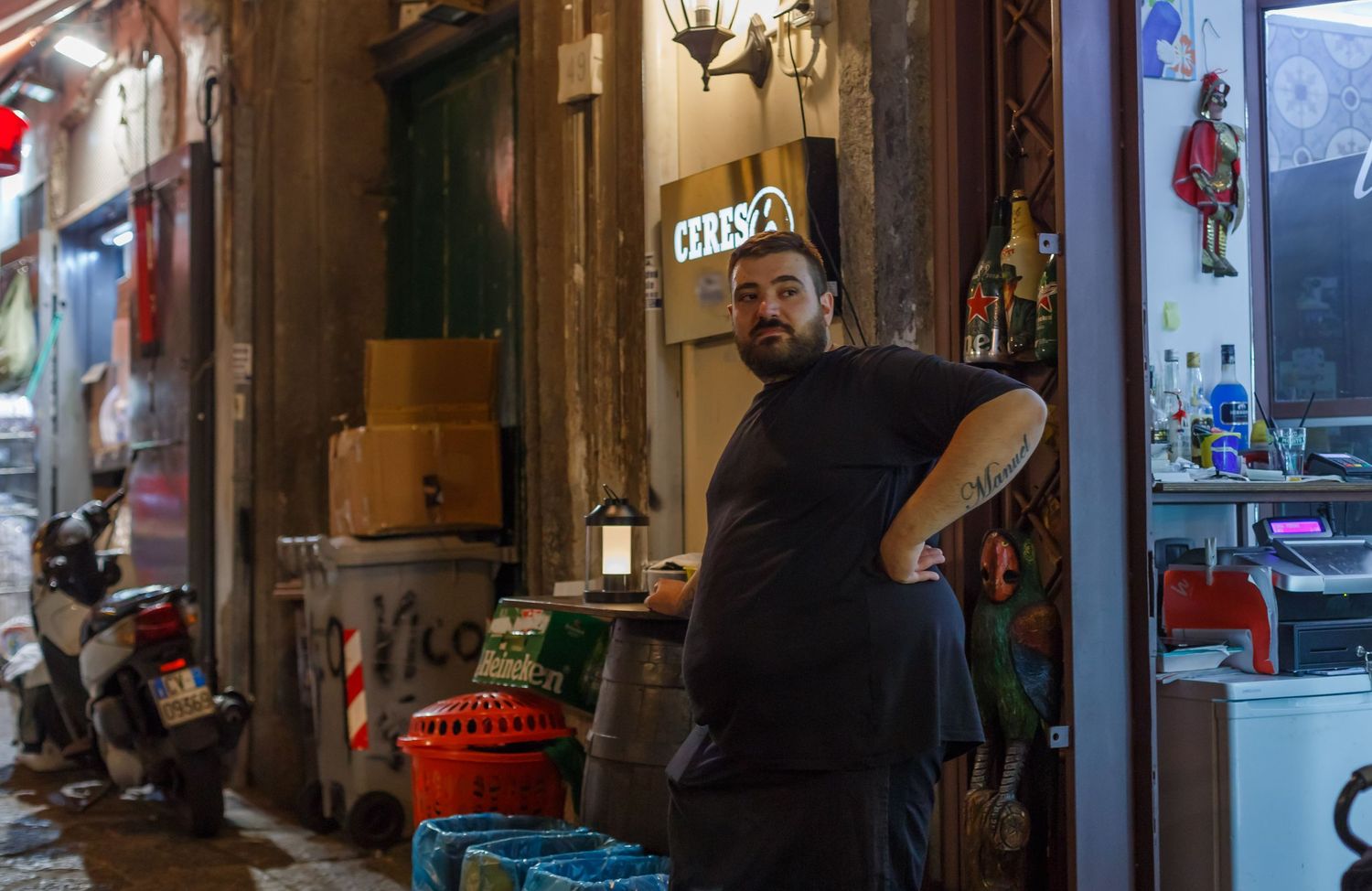 Spanish Quarter, Quartieri Spagnoli, Naples, Italy, Street Photography, Napoli