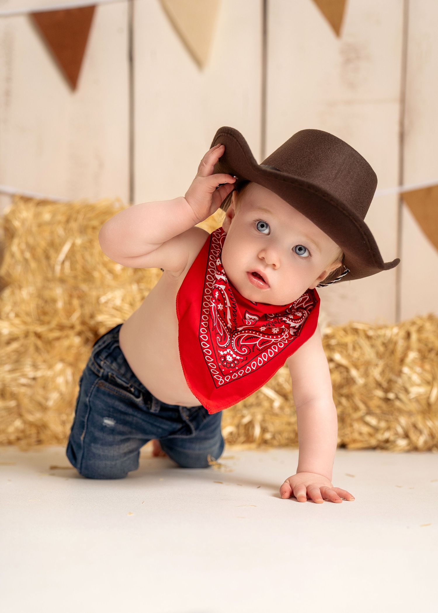 Los Angeles Maternity Photography and Newborn Photographer and Cake Smash Photography | JDLA Photography