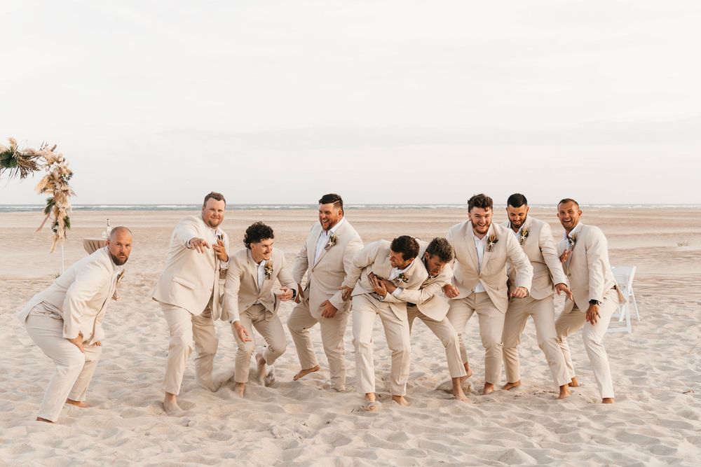LiEna Photography. Emerald Isle wedding Photographer. Emerald Isle The Point Wedding. Crystal Coast Weddings Photographer. NC Photographer.