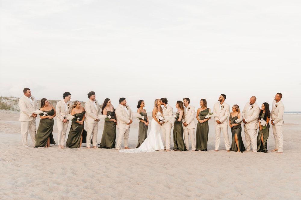 LiEna Photography. Emerald Isle wedding Photographer. Emerald Isle The Point Wedding. Crystal Coast Weddings Photographer. NC Photographer.