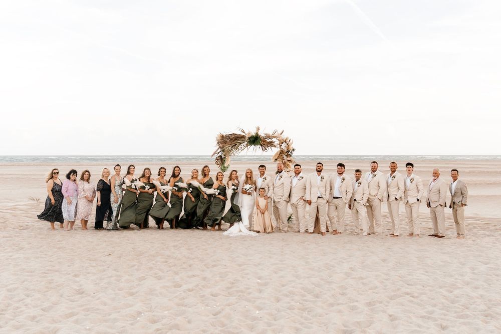 LiEna Photography. Emerald Isle wedding Photographer. Emerald Isle The Point Wedding. Crystal Coast Weddings Photographer. NC Photographer.
