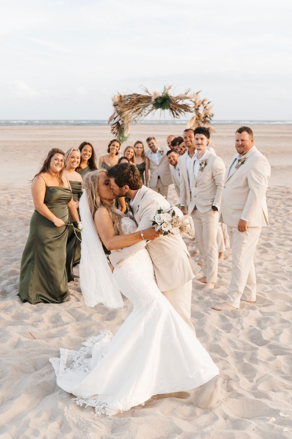 LiEna Photography. Emerald Isle wedding Photographer. Emerald Isle The Point Wedding. Crystal Coast Weddings Photographer. NC Photographer.