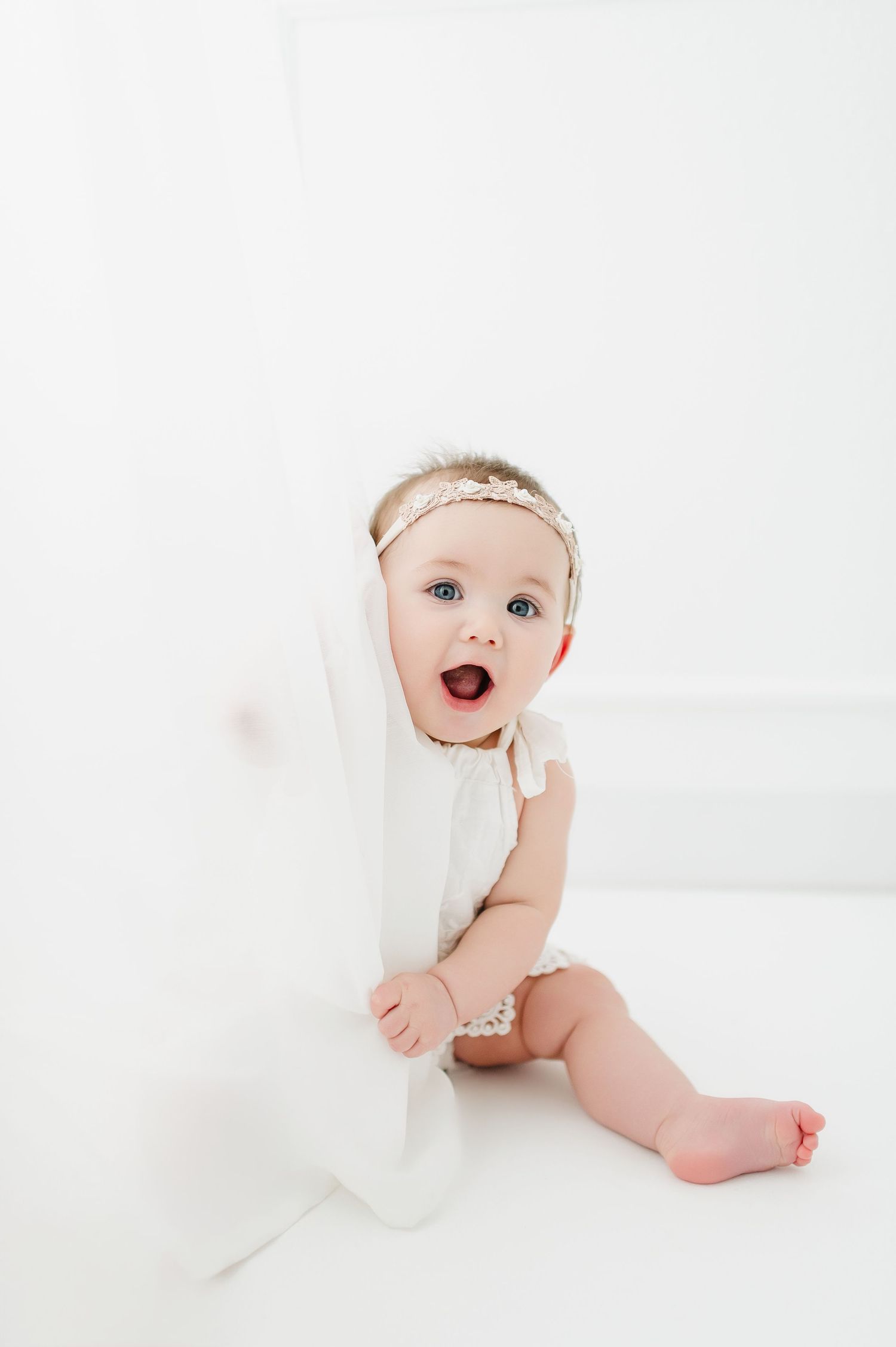 studio baby milestone photo session in Colorado. Colorado baby photographer. Milestone baby photo session
