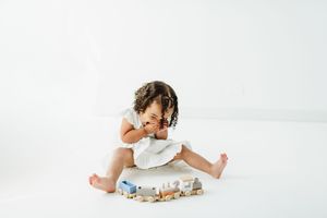 Toddler birthday photographer in Colorado. Kids portraits at studio in Colorado. Centennial Colorado baby and kid photographer for birthdays