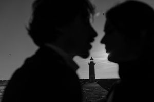 Black and white photo at the lighthouse – documentary elopement in Portugal