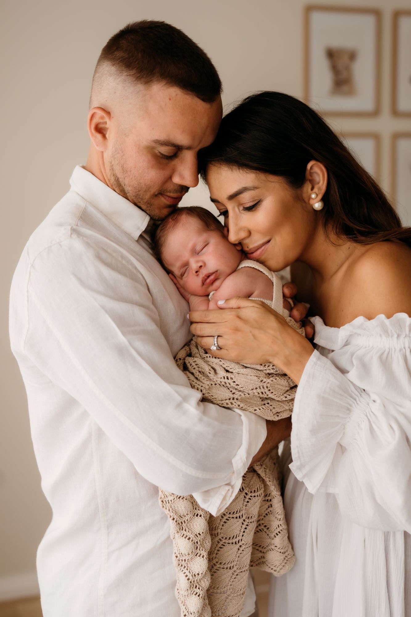 Newborn photographer Sydney's Eastern Suburbs. newborn pricing