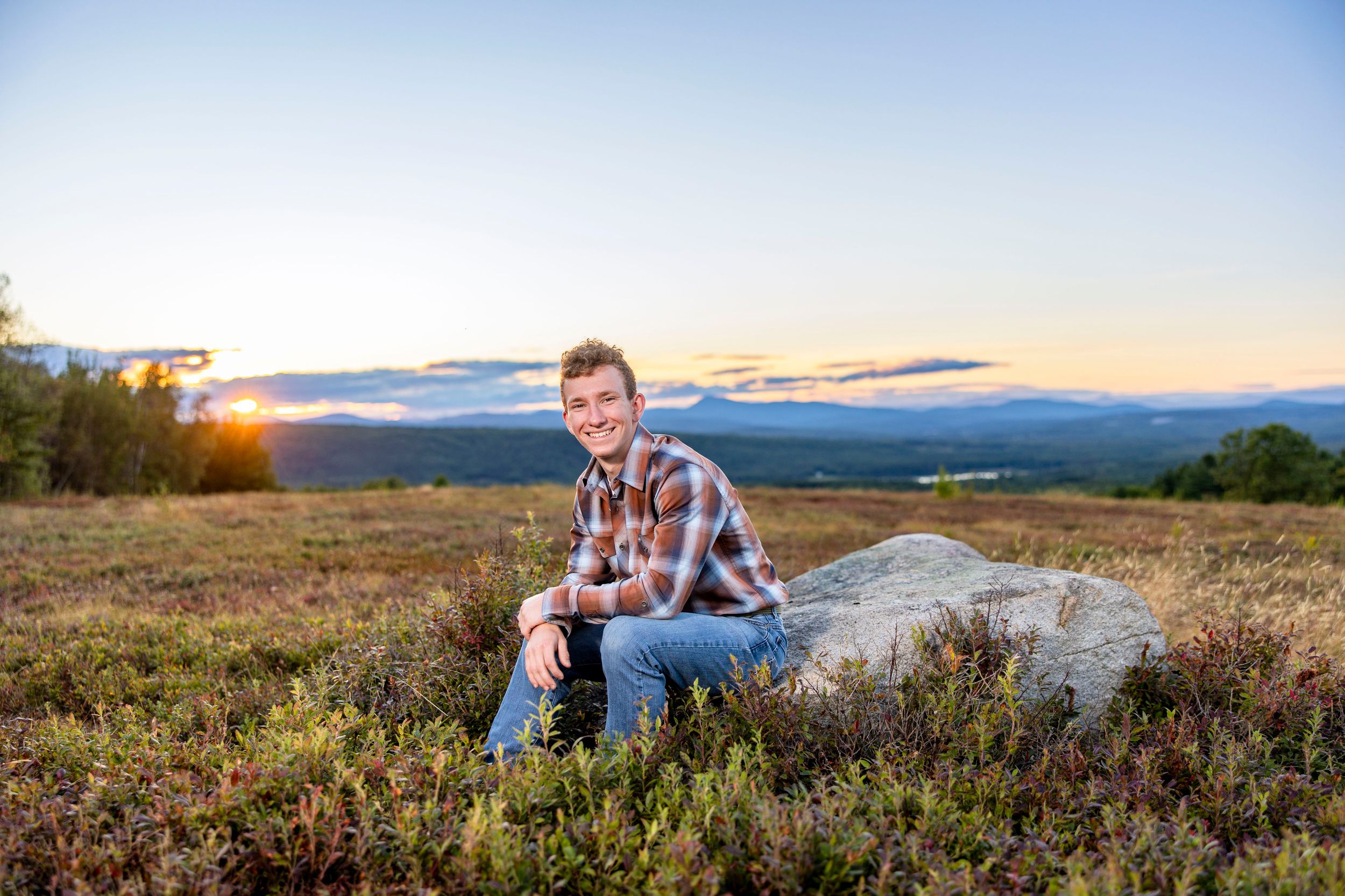 Senior portrait overlooking Mt. Blue