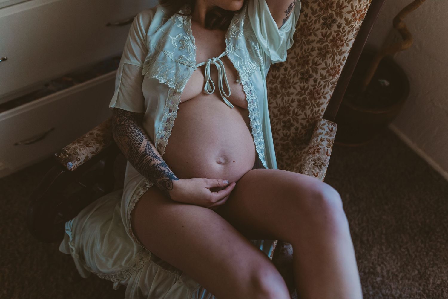 Northern Arizona Flagstaff Boudoir Portraits Branding Photographer Photography Luxury Bridal Studio 
Boudoir Photoshoots
couples Maternity