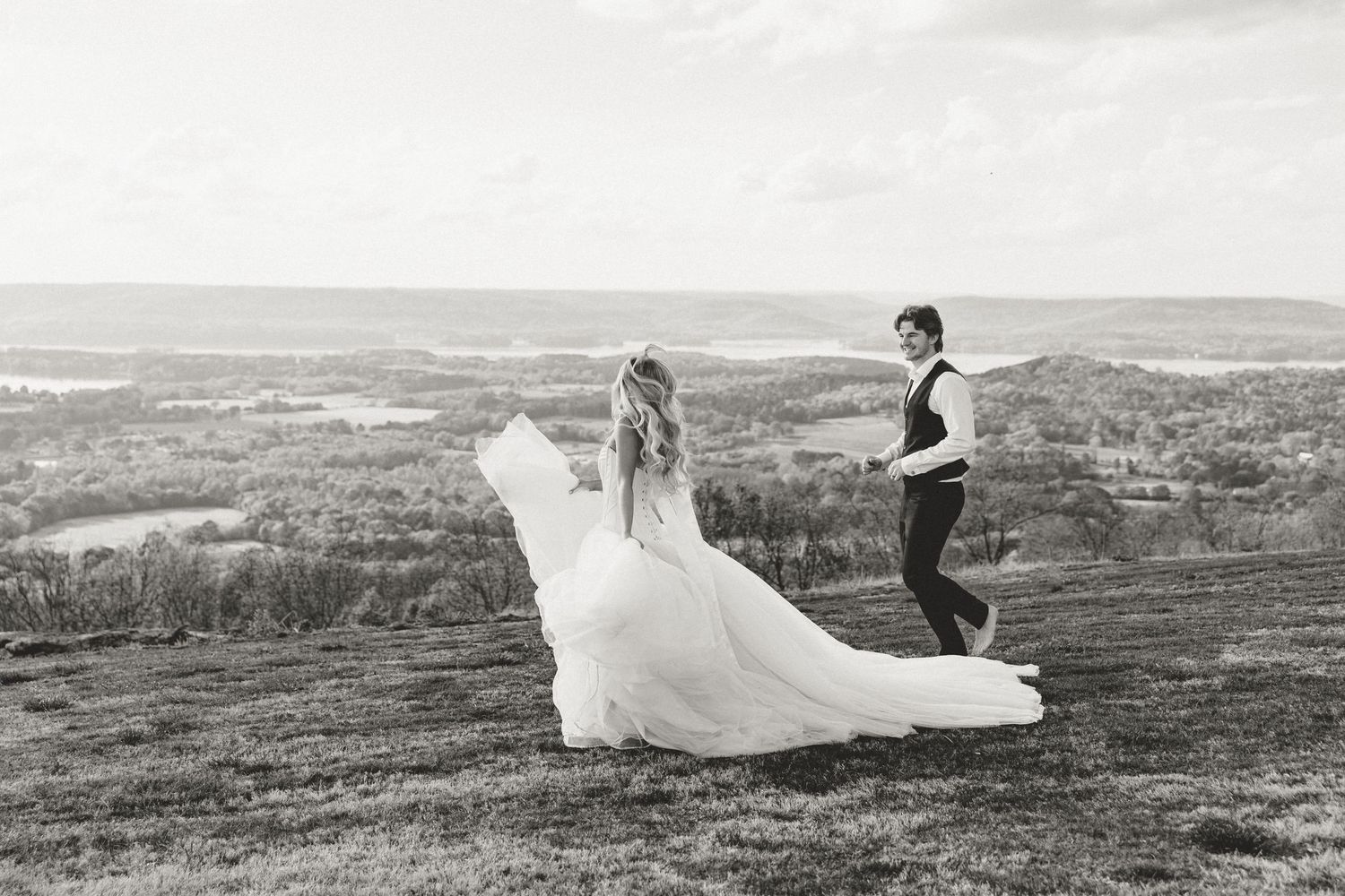 Luxury Wedding Photographer in East Tennessee | Knoxville and Chattanooga