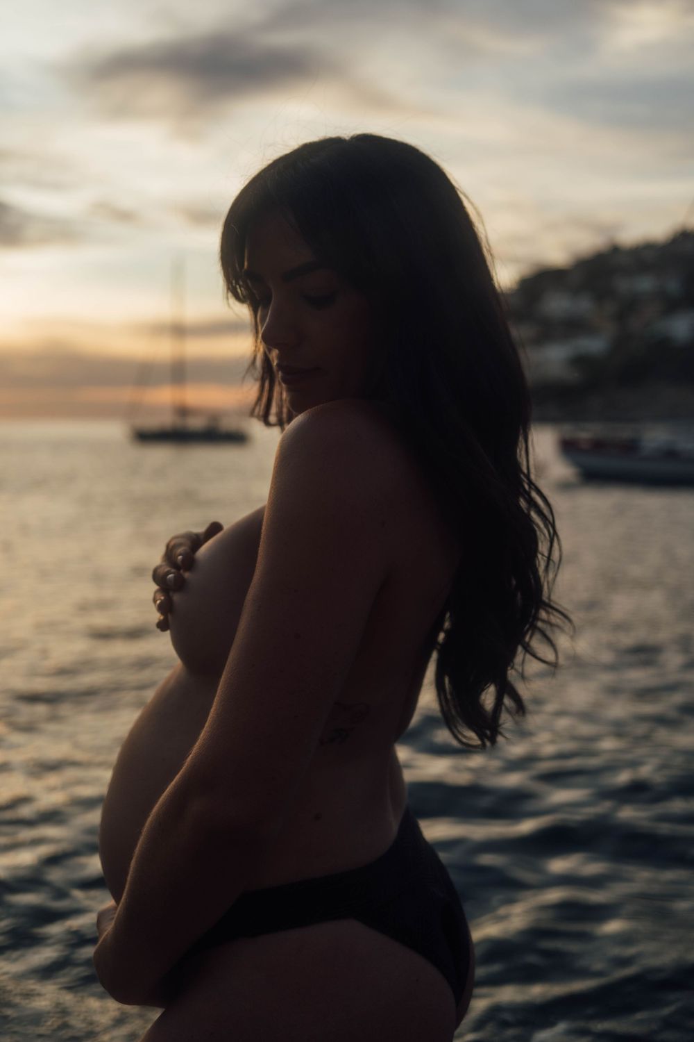 Maternity session in Mallorca