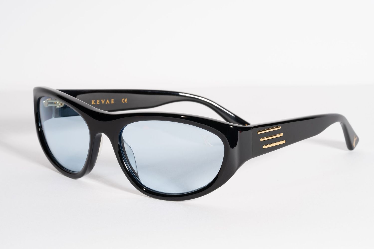 E-commerce photography highlighting product quality and appearance.