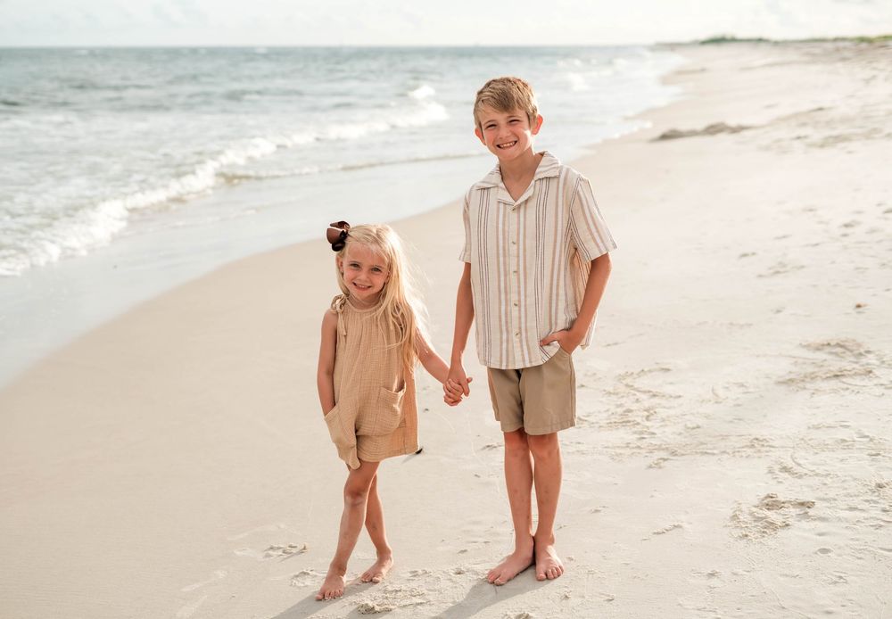 Family photography in Fort Morgan and Gulf Shores, Alabama