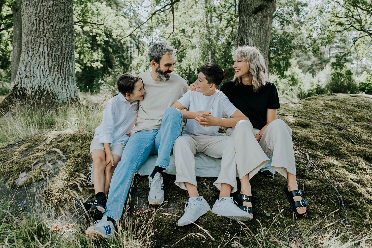 Familjefotografering Norra Finnö Sankt Anna. Fotograf Rebecca Nordin. Familjen Grün.