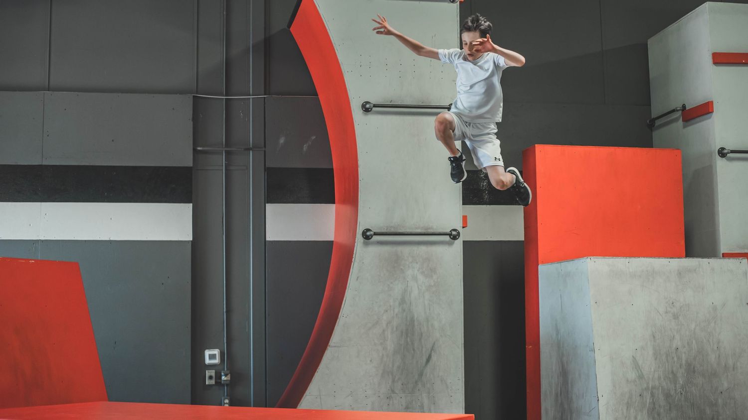 Fly Free Movement Edmonton Parkour Alex Emokpae