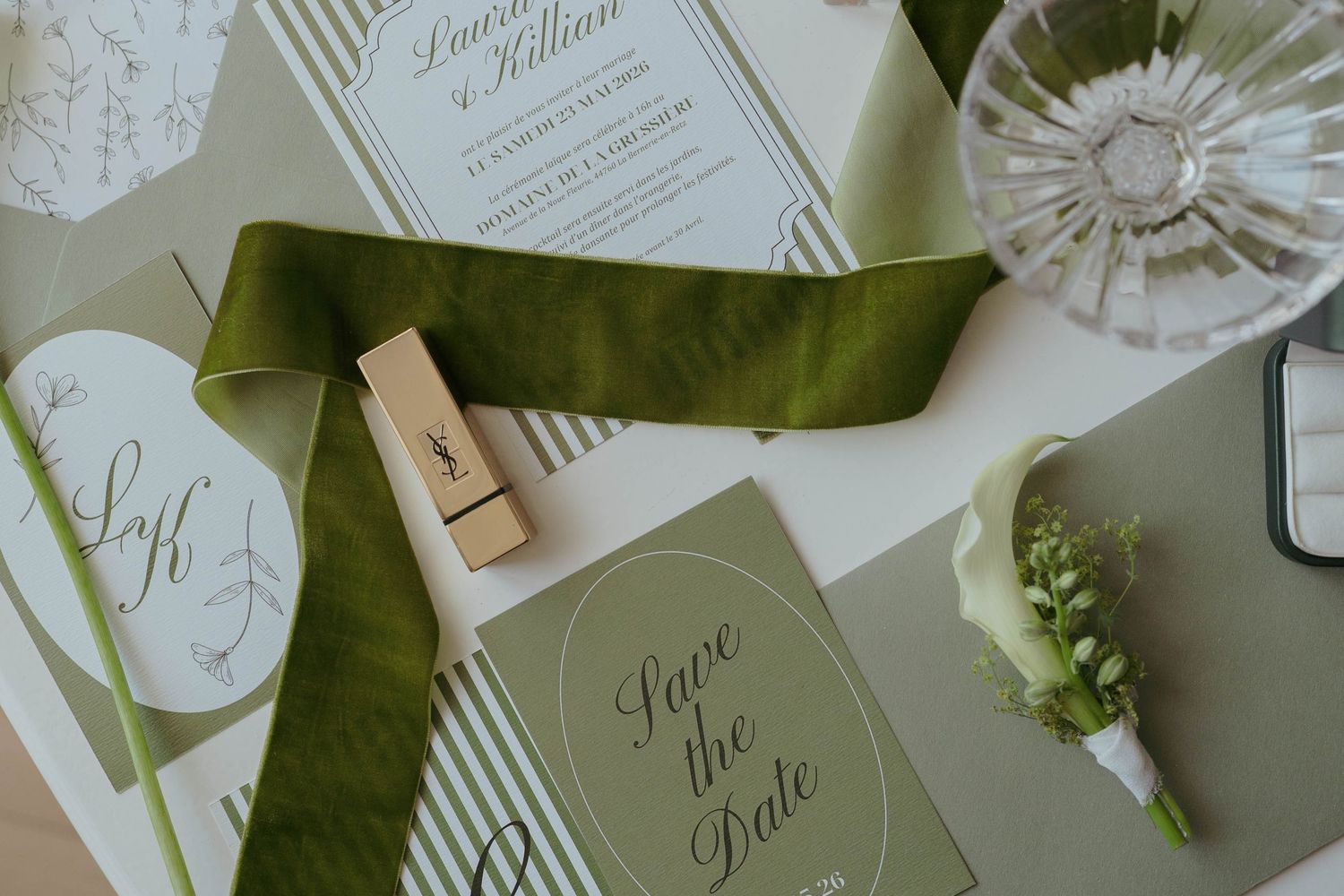 intimate weddings wedding photography photographer photographe photographie mariage intimistes elopement authentique émotions amour France