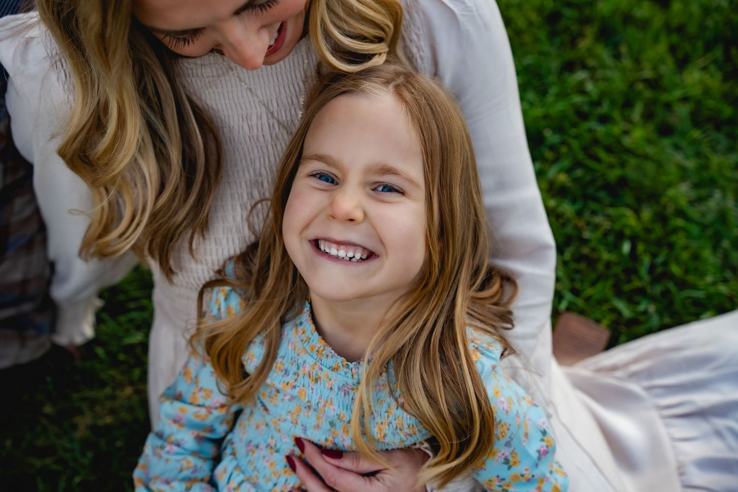 Celebrate Mother's Day with joyful portraits of moms and their kids, capturing love, laughter, and cherished moments.