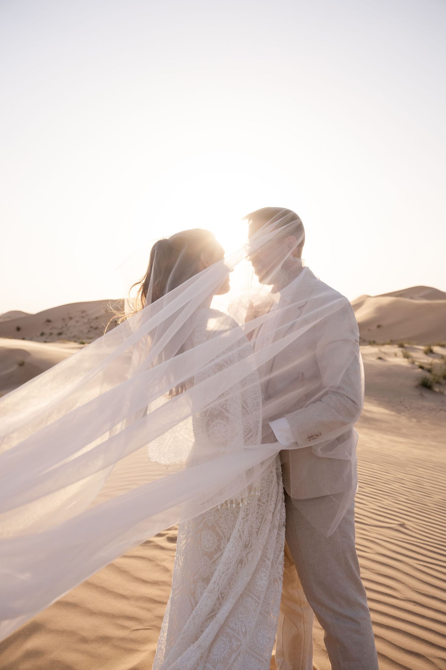 abu dhabi court wedding photographer romantic photoshoot love desert