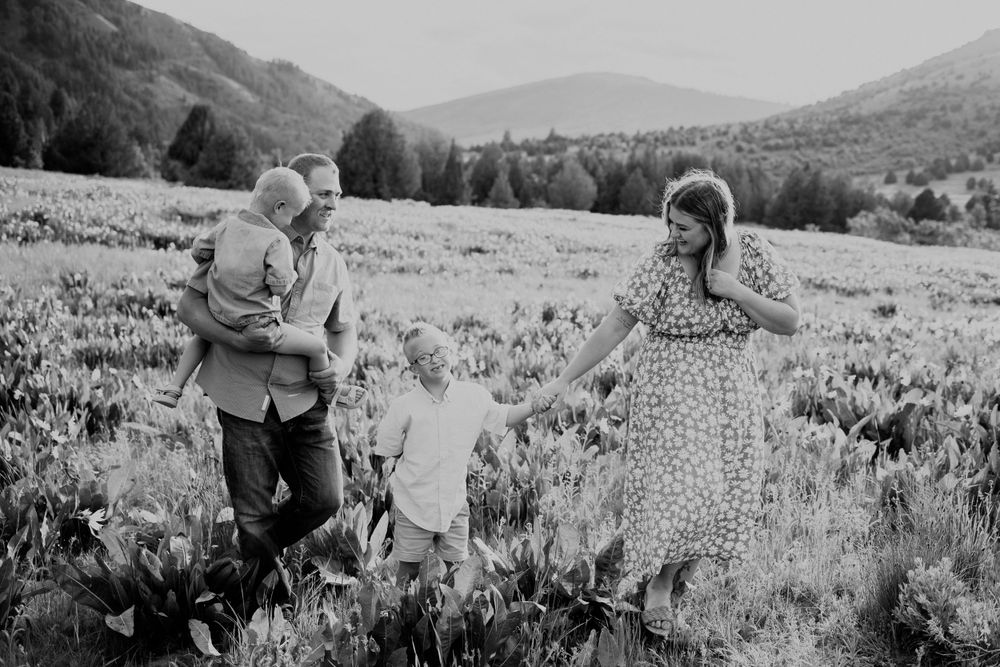 Northern Utah Mountain Field Family Photos