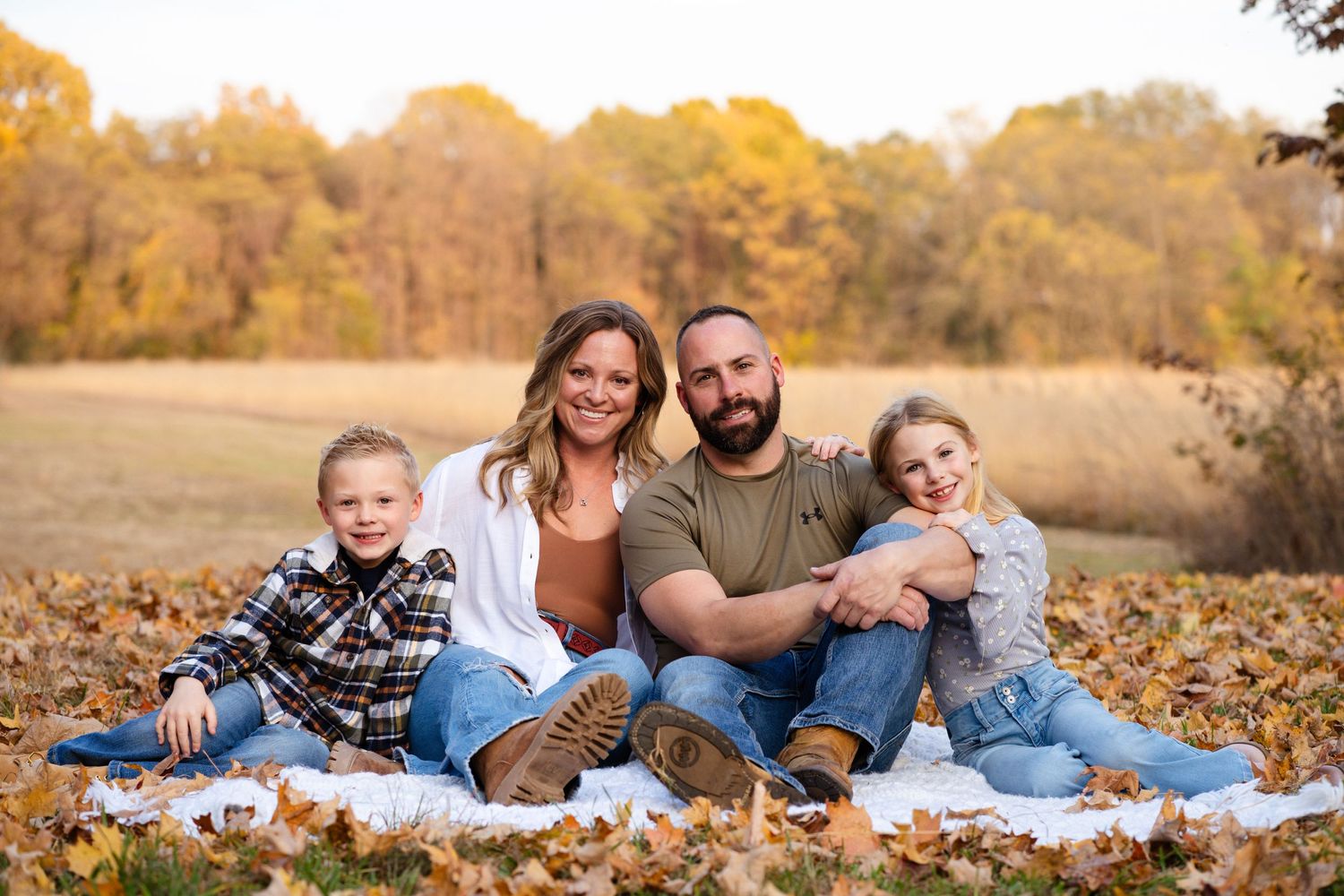 Erie, Pennsylvania family portrait session at Erie Bluffs State Park