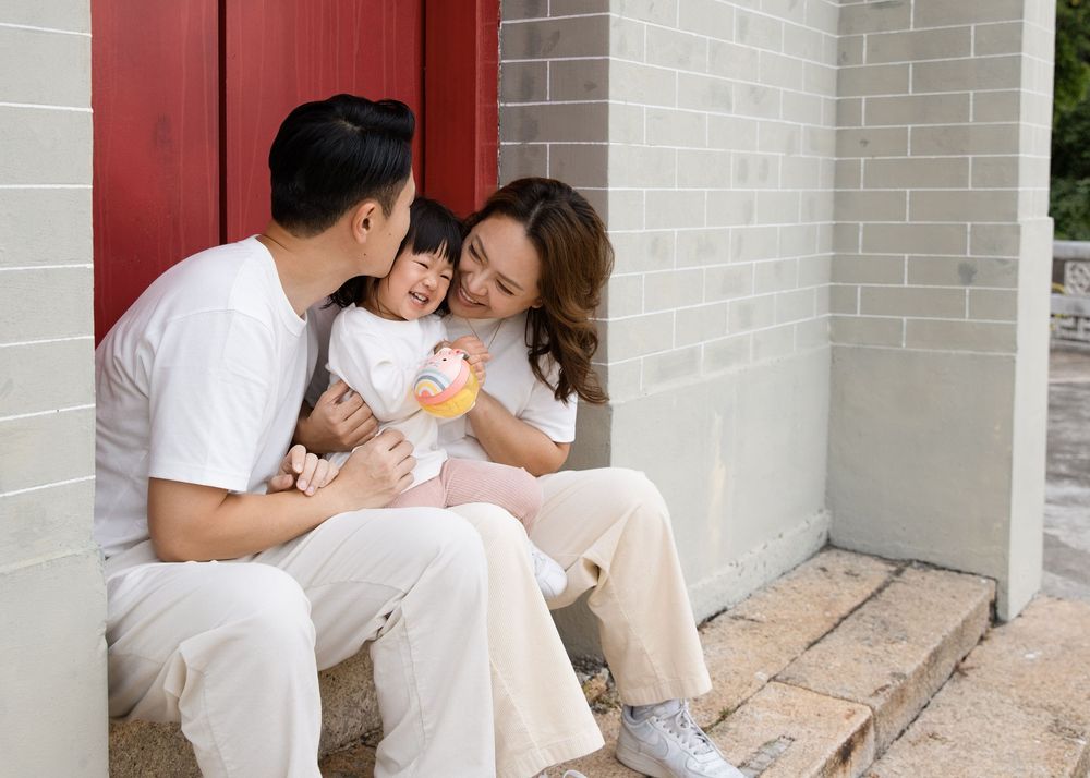 Hong Kong family photographer Lullaby Images lobster bay beach photo shoots