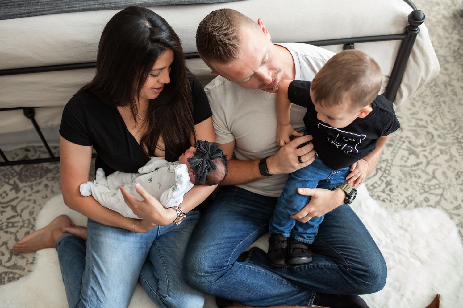 PHOTOS-OF-THE-PARALLELS-BETWEEN-THE-BIRTH-STORIES-OF-TWO-BABIES-FLOURISH-BIRTH-CENTER-TX