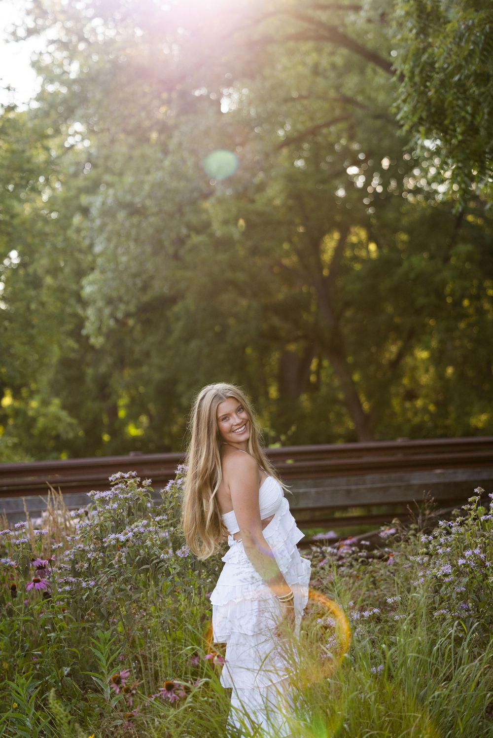 Meg Huenink Photography Milwaukee Wisconsin Wedding Photographer Senior Portraits meghuenink.com