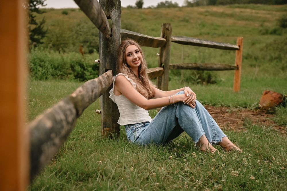 Senior photographer in Ma