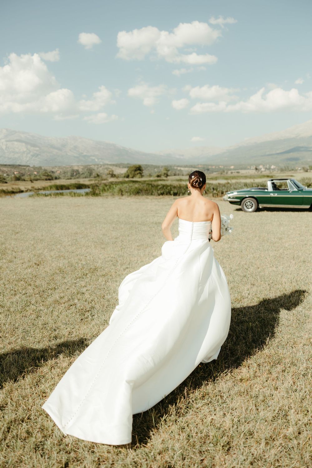 Authentic wedding moments in Croatia by a professional wedding photographer and videographer – Dubrovnik to Zagreb.