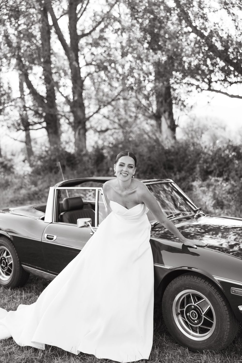 Authentic wedding moments in Croatia by a professional wedding photographer and videographer – Dubrovnik to Zagreb.