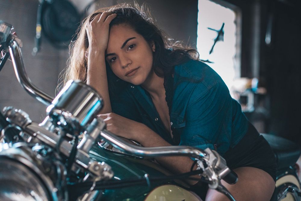 biker female, biker, motorcycle, Honda, garage, sexy, Harley-Davidson, Look at me, boudoir, Sexy