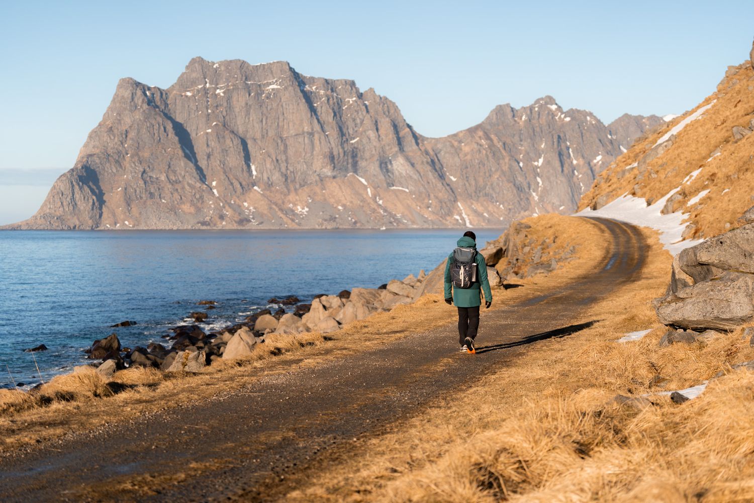 uttakleiv randonnée depuis haukland beach lofoten