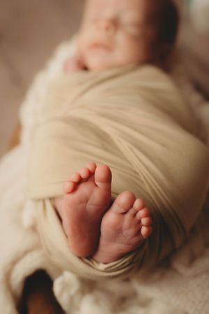 Affordable Newborn Photography Photographer Professional New baby posing first birthday birth maternity Traci Lynn Mabank Texas Tyler East