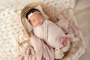 Affordable Newborn Photography Photographer Professional New baby posing first birthday birth maternity Traci Lynn Mabank Texas Tyler East