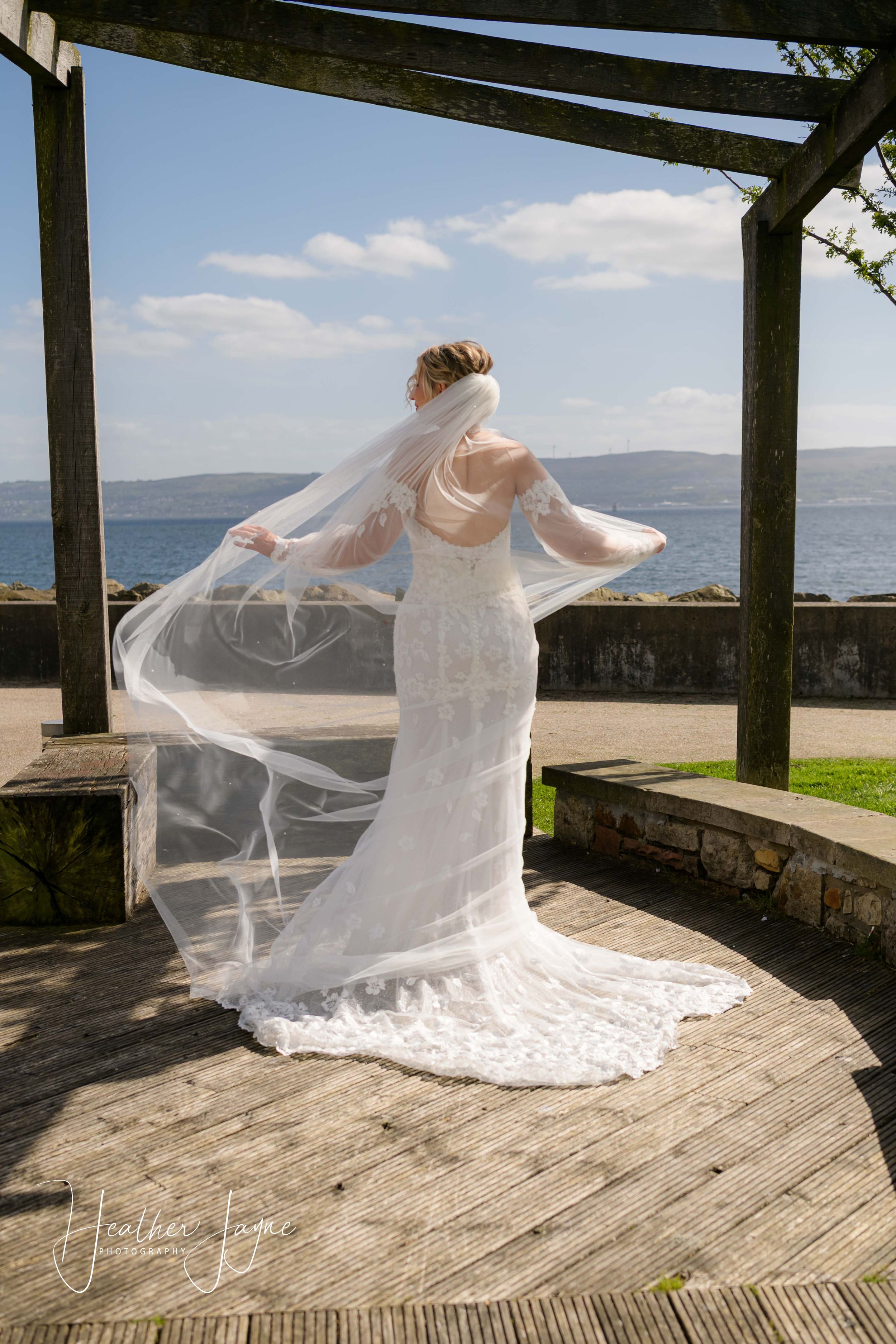 Helensburgh & Lomond Civic Centre wedding photographer, registry office, Helensburgh