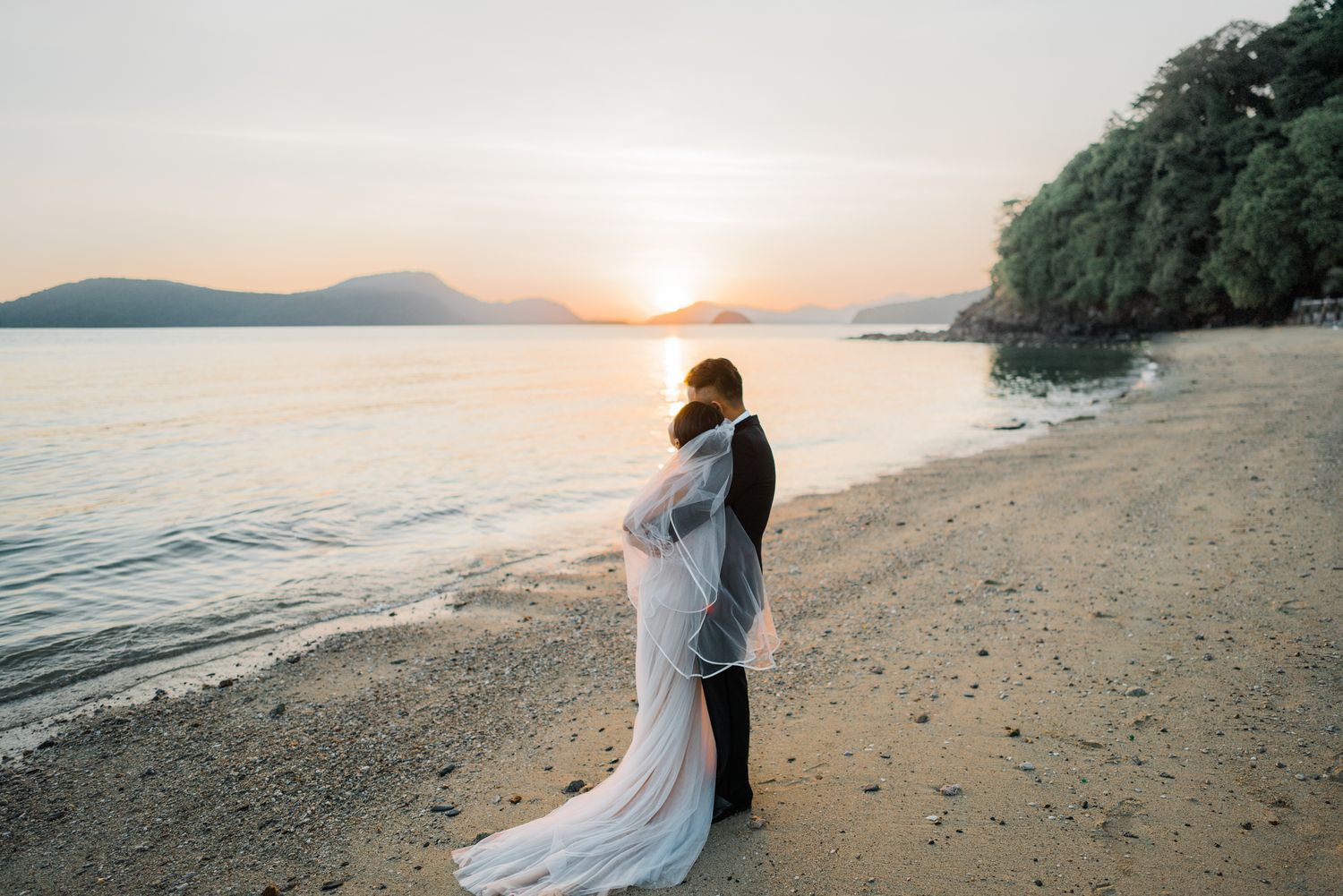 Thailand elopement wedding