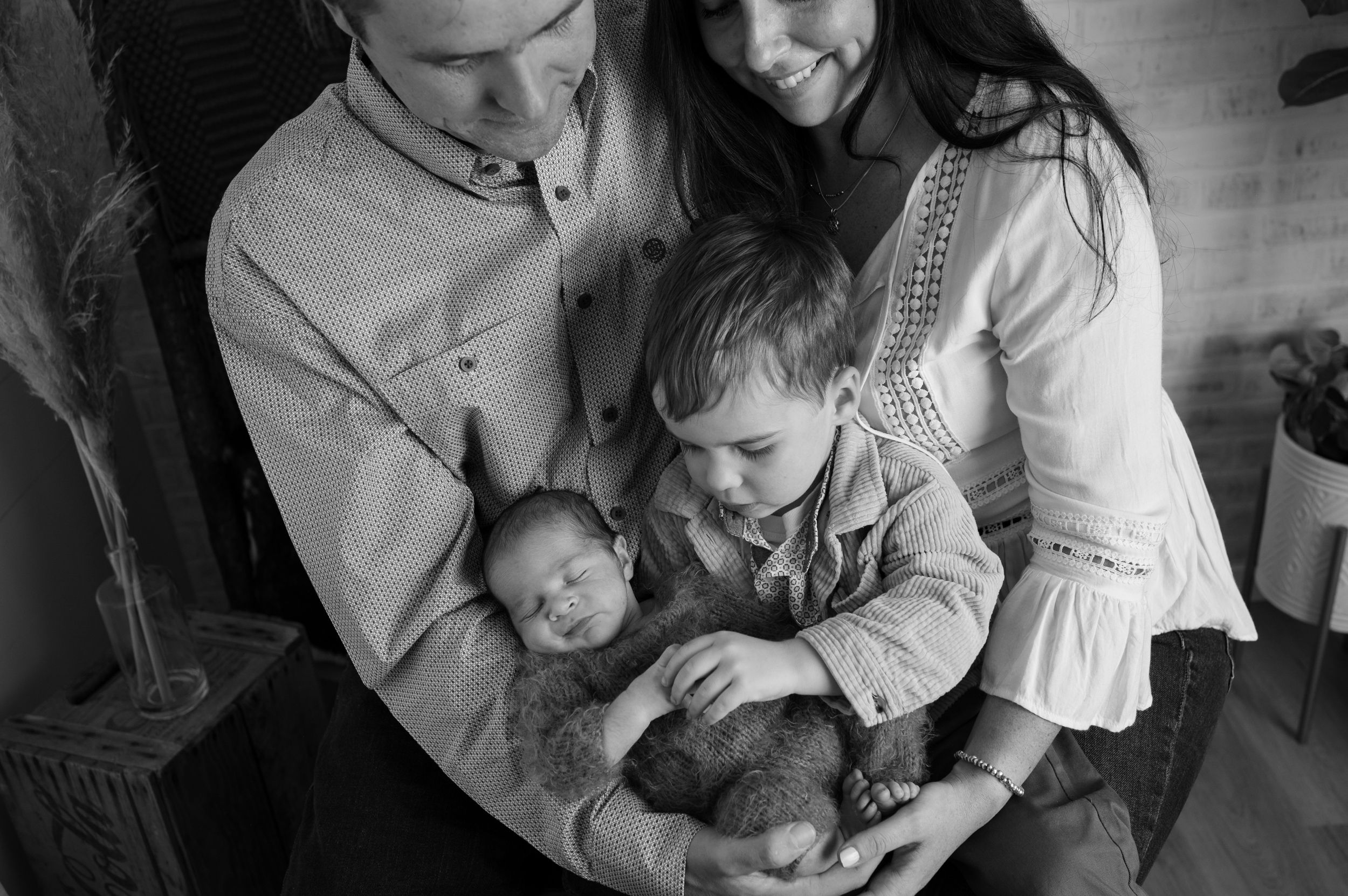 Newborn Gallery of pictures taken by Dawn Kroening Photography located in Ponoka Alberta