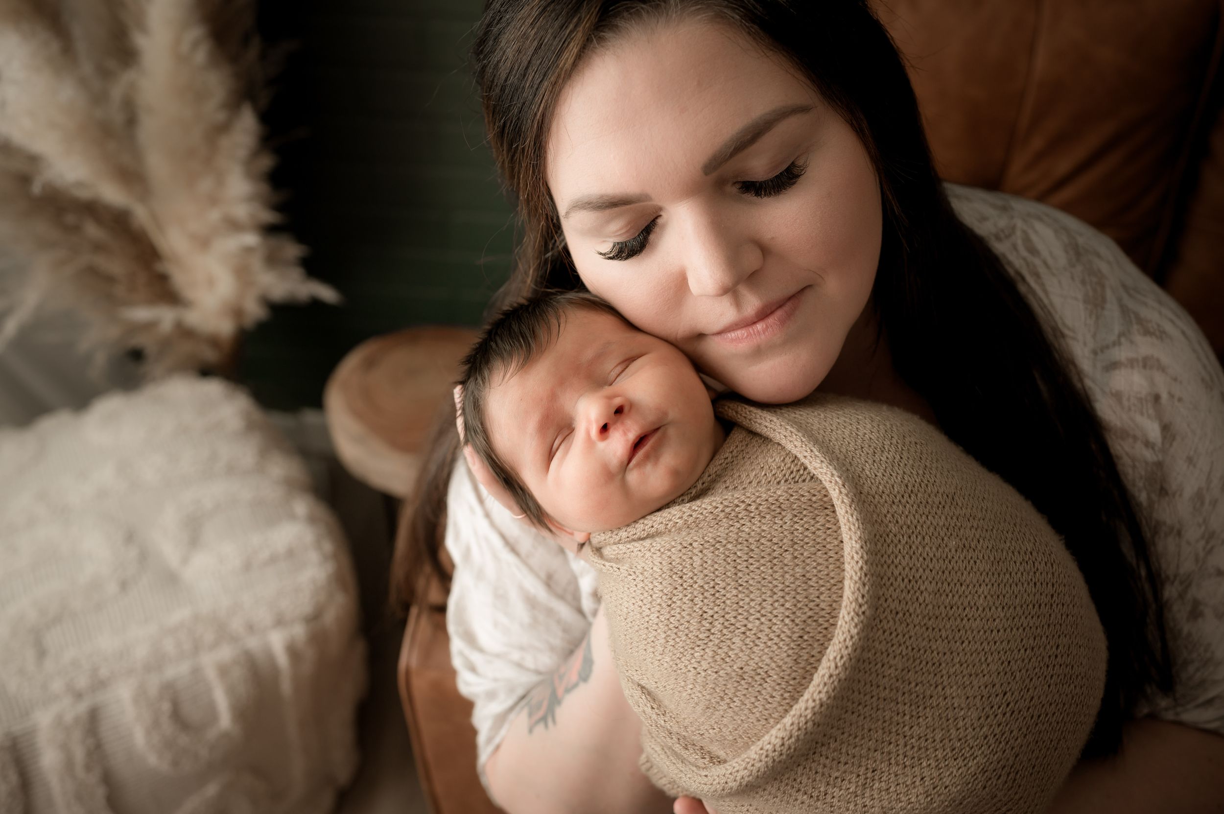 Newborn Gallery of pictures taken by Dawn Kroening Photography located in Ponoka Alberta