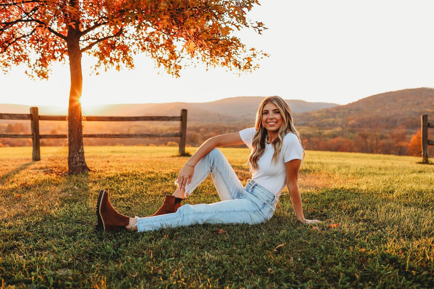Golden hour senior girl photography countryside