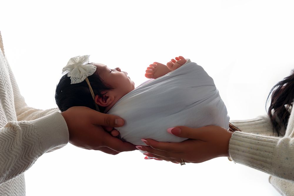 Midland TX newborn photographer Odessa tx newborn photographer silhouette newborn photo newborn photographer near me photographers newborn
