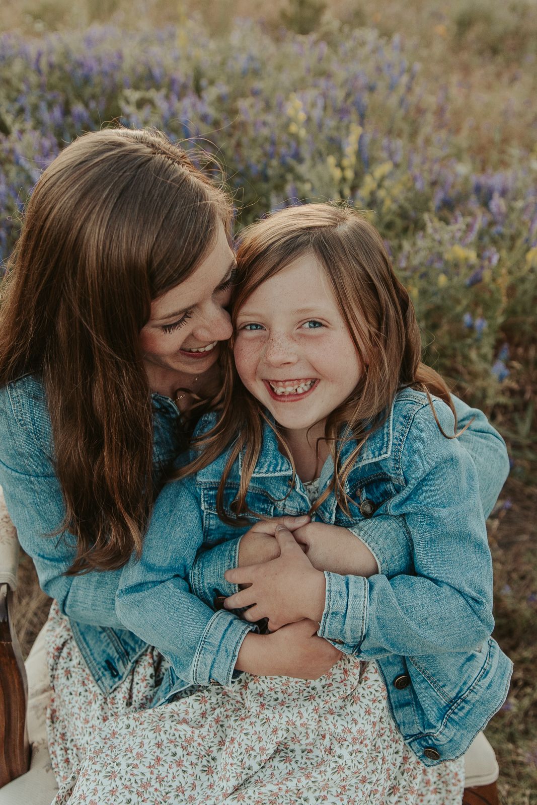 Mother-and-daughter-laughing-together-at-The-Point-at-Horseshoe-Lake