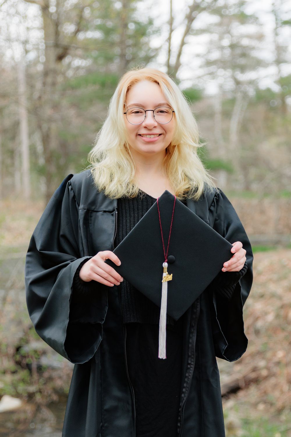 senior graduation cap and gown session photo shoot clayton nj new jersey franklinville glassboro mantua vineland pitman
