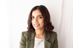 business headshot   by little wonderland photography widnes cheshire