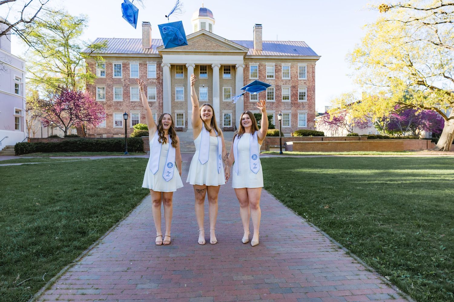 UNC Chapel Hill Grad Photographer | Old Well