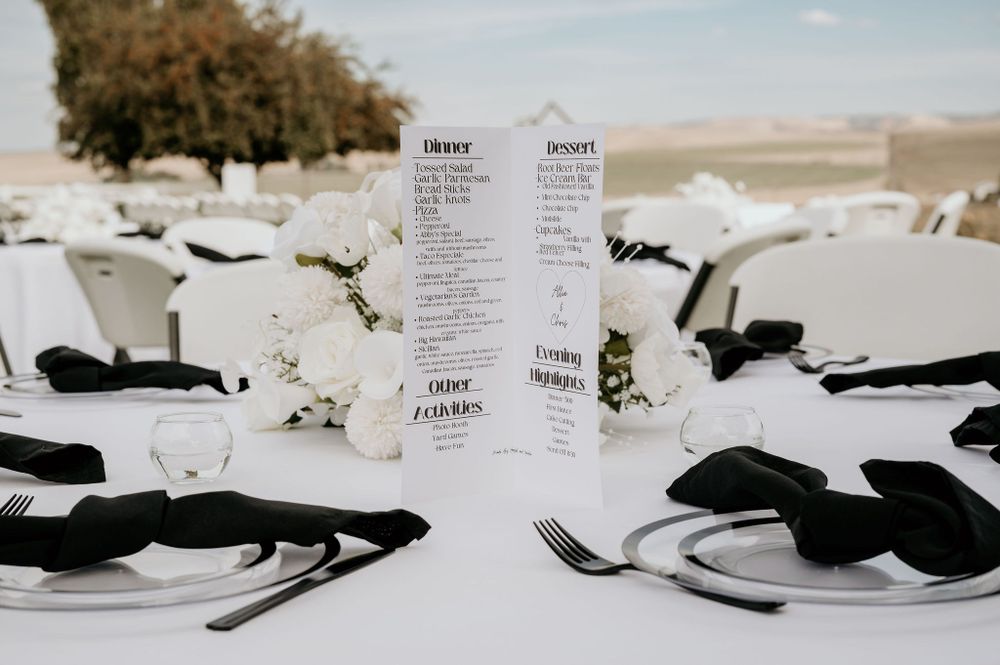 classic black and white wedding table settings