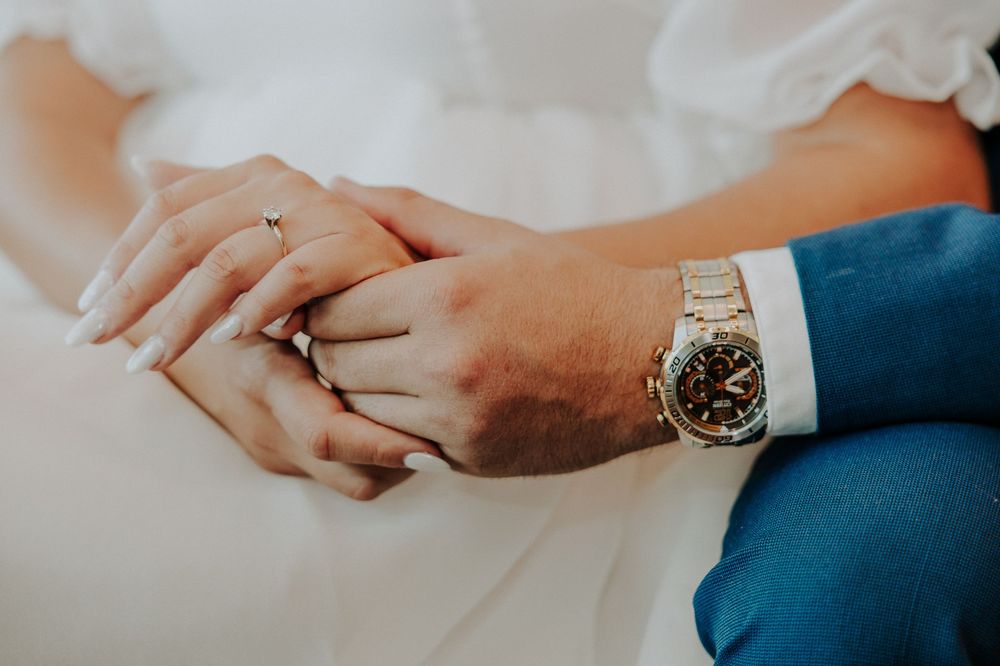 Engagement session in Austin, Texas hotel