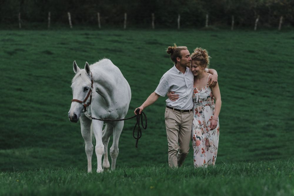 photographie de couple amour chevaux photographie equine complicité lien relation