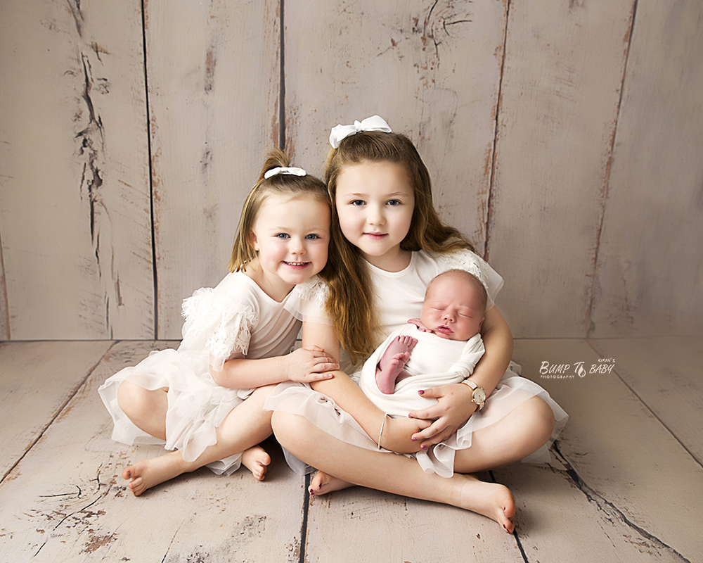 Two sisters and baby photoshoot Croydon Melbourne