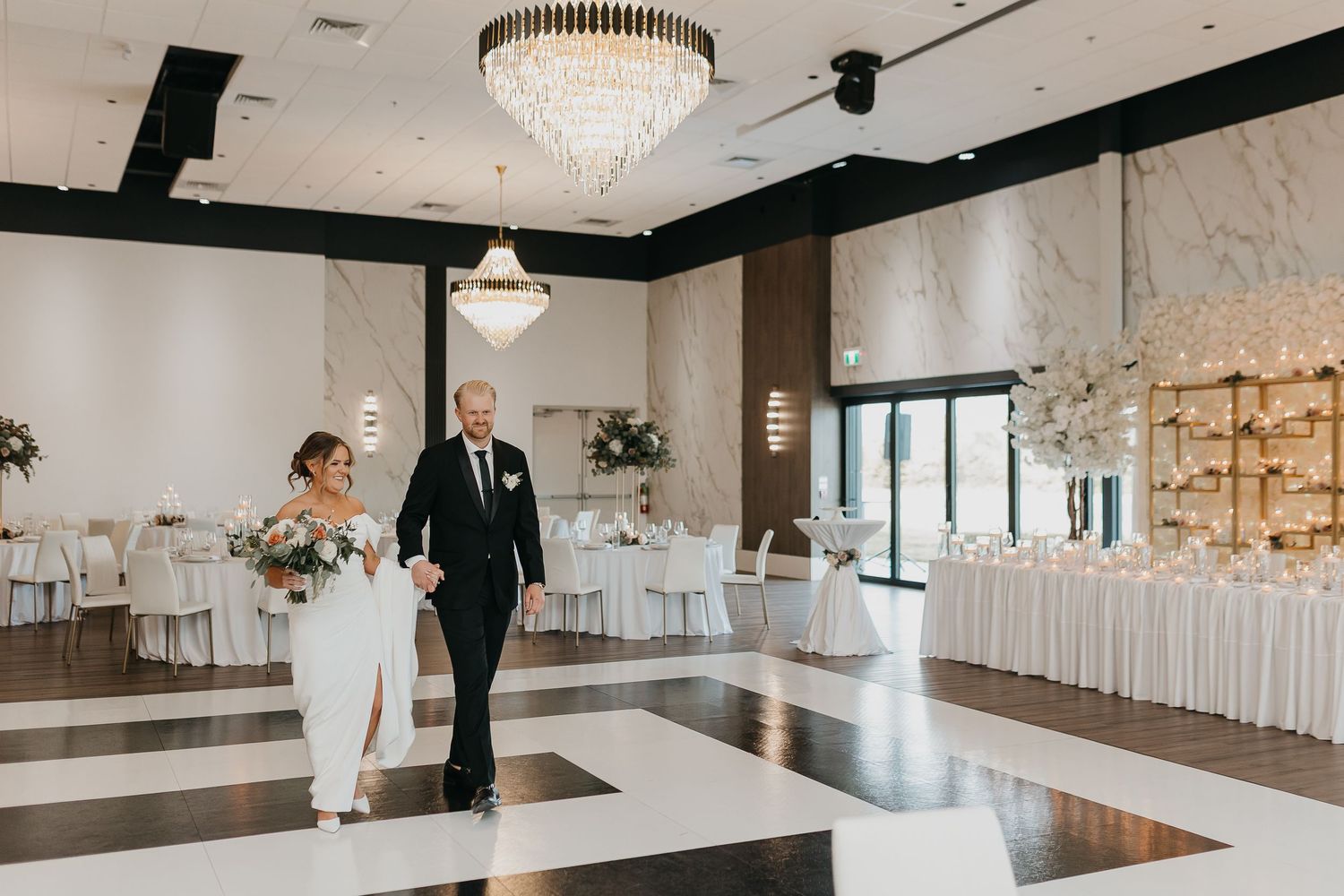 Canadian-transportation-museum-heritage-village-wedding-ceremony-reception