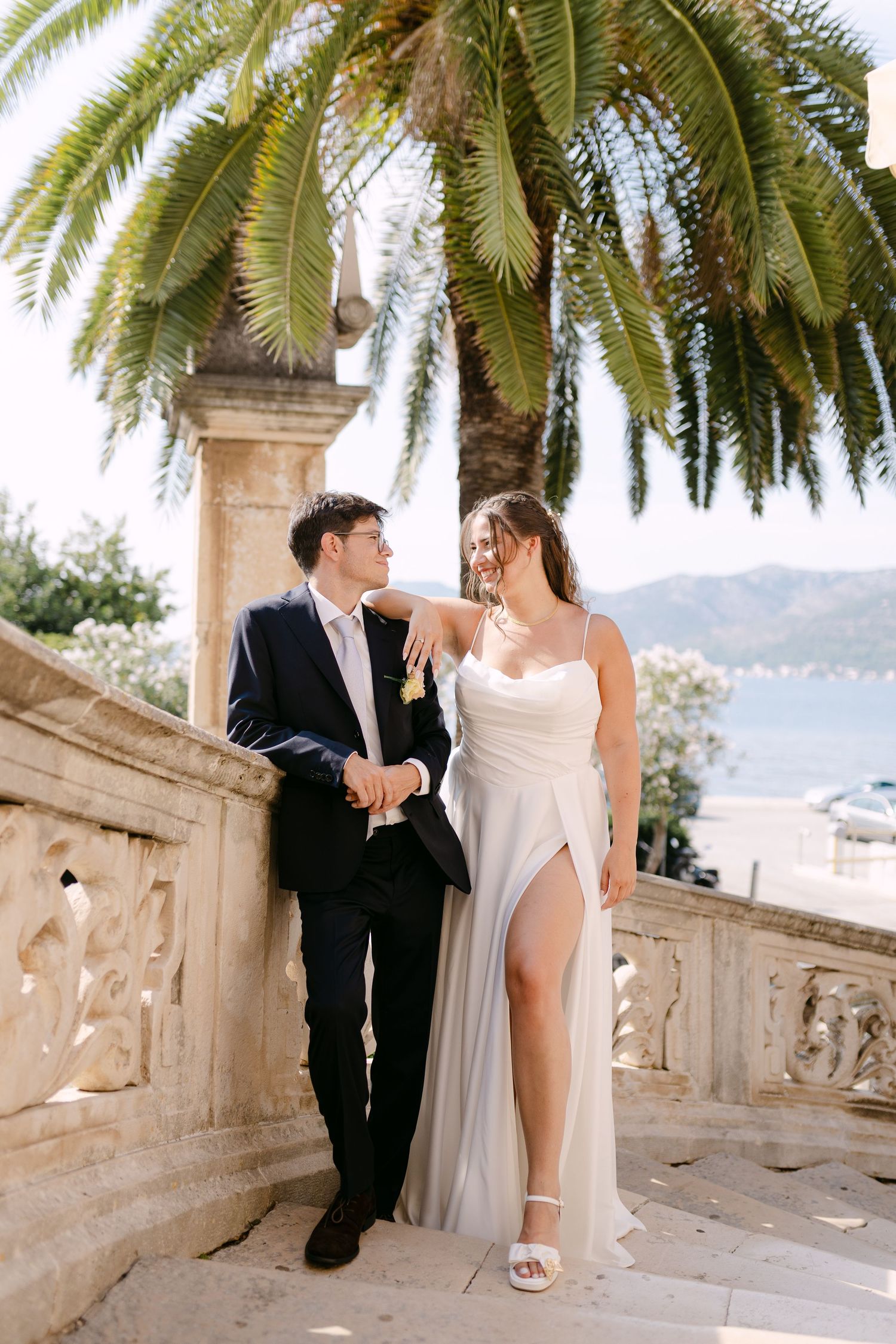 bride and groom photosession in Croatia